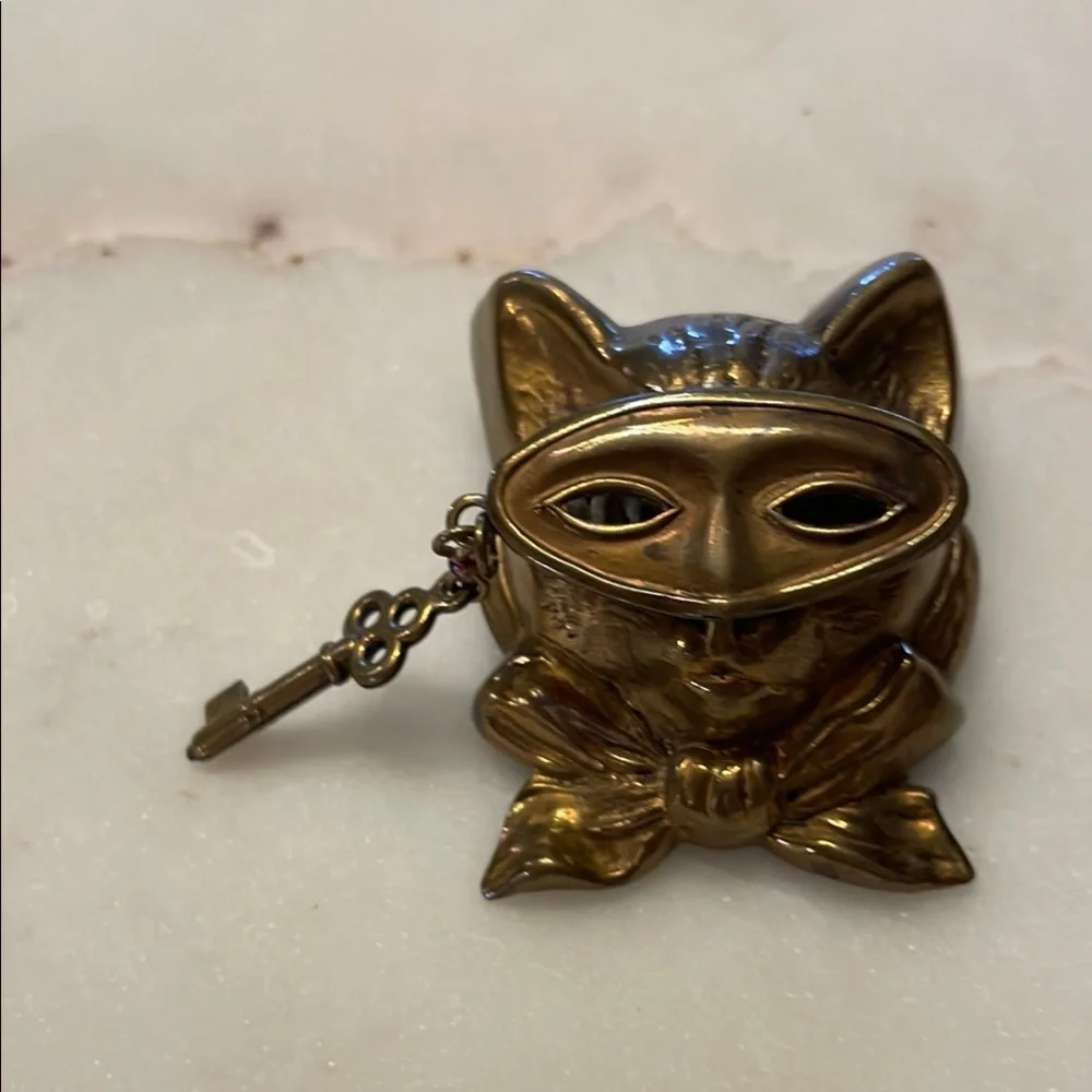 Gold Cat Mask Brooch
